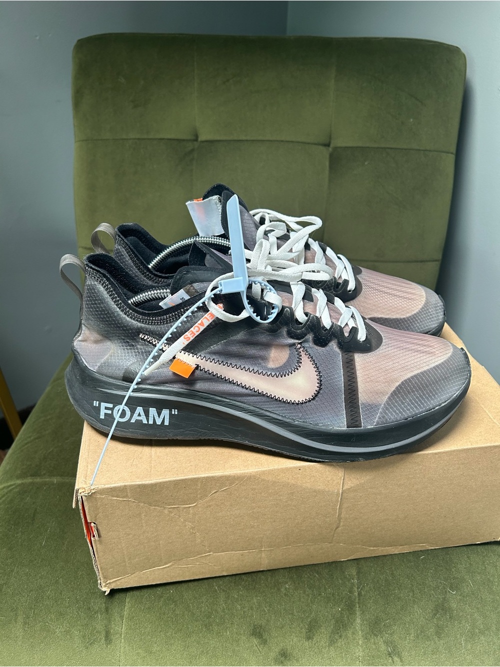 Off-White Men's size 13